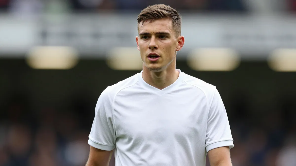 Port Vale sign Tyreece Simpson to boost attacking options